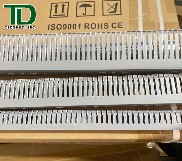 máng nhựa tủ diện,máng nhựa đi dây, máng điện nhựa