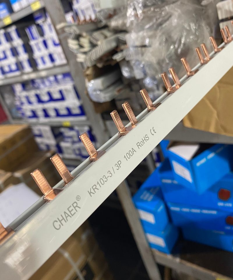 Thanh Lược Đồng – Giải Pháp Phân Phối Điện An Toàn 2 thanh luoc dong caimcb