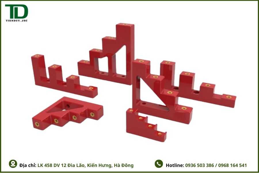 Sứ đỡ thanh cái dạng tầng trong tủ điện